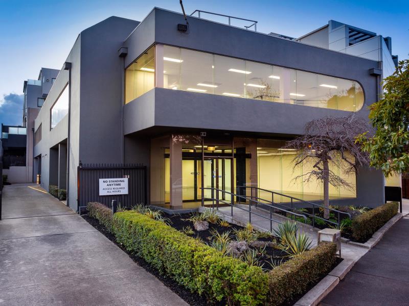 Whole Building/25 Norwood Crescent, MOONEE PONDS VIC 3039